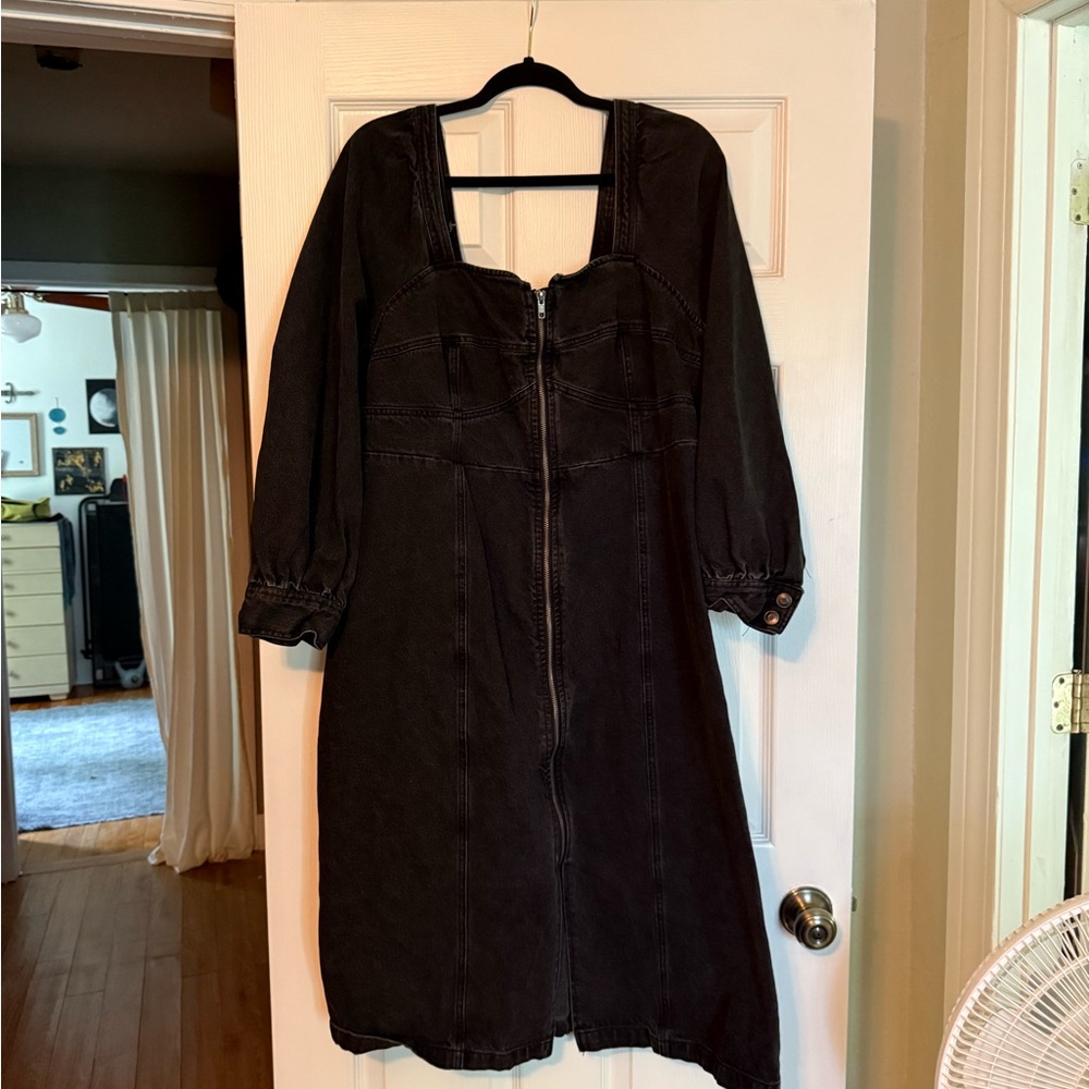 Black Square Neck Bishop Sleeve Dress for Work
